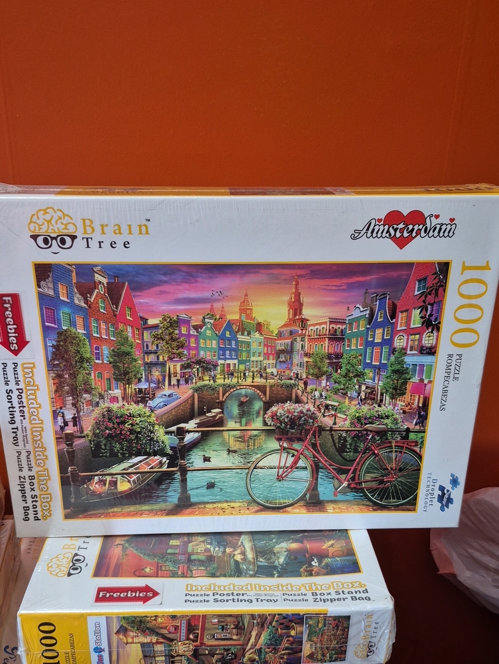 Brain Tree Amsterdam 1000-Piece Jigsaw Puzzle - Colorful Canal Scene